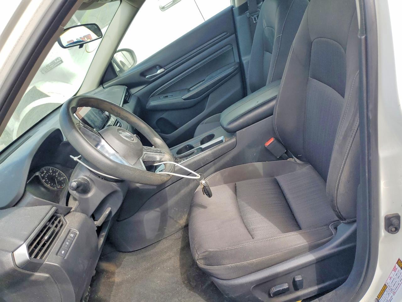 2019 Nissan Altima S - Фото 7