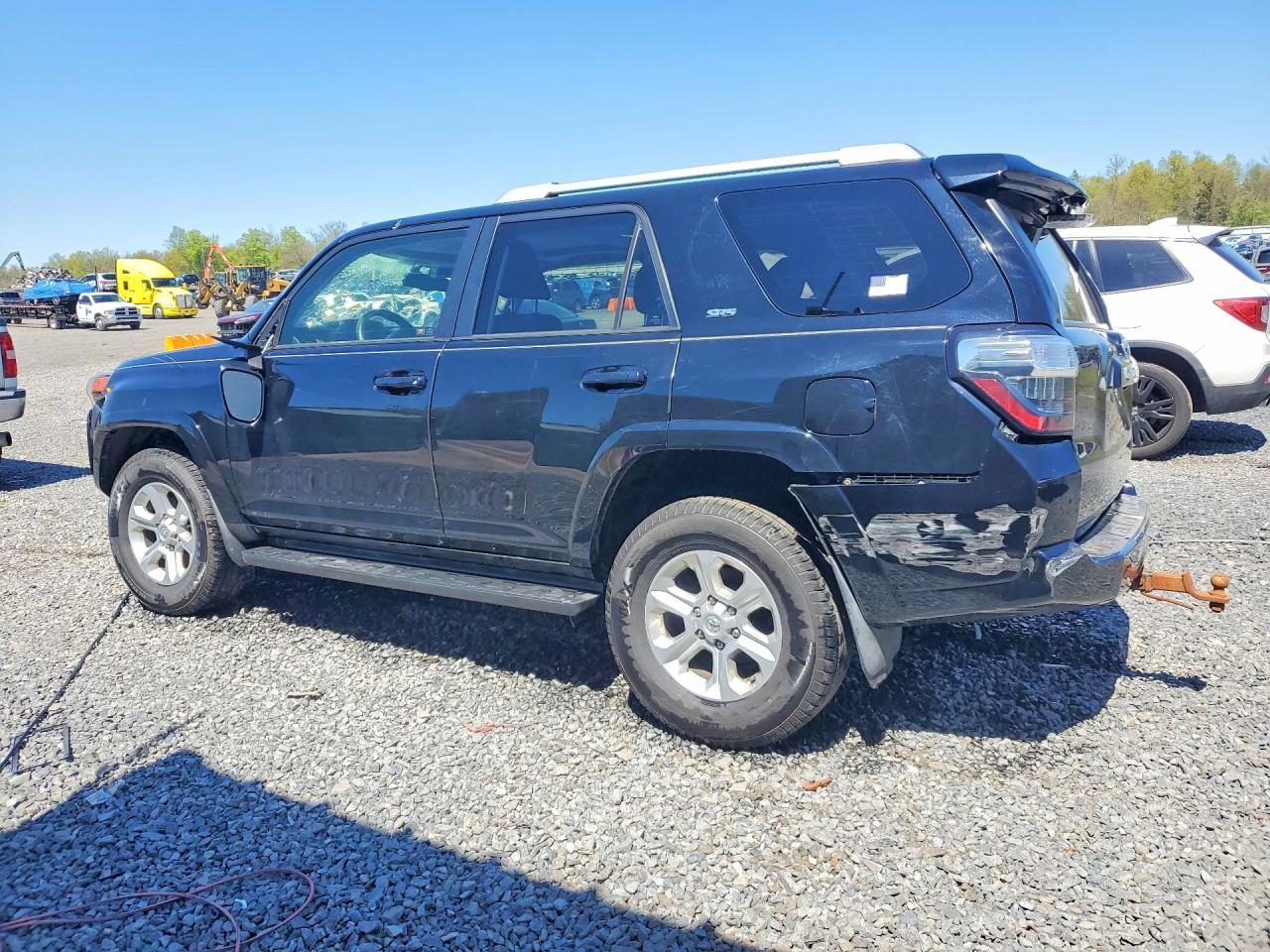 2018 Toyota 4Runner Sr5 Premium - Image 2