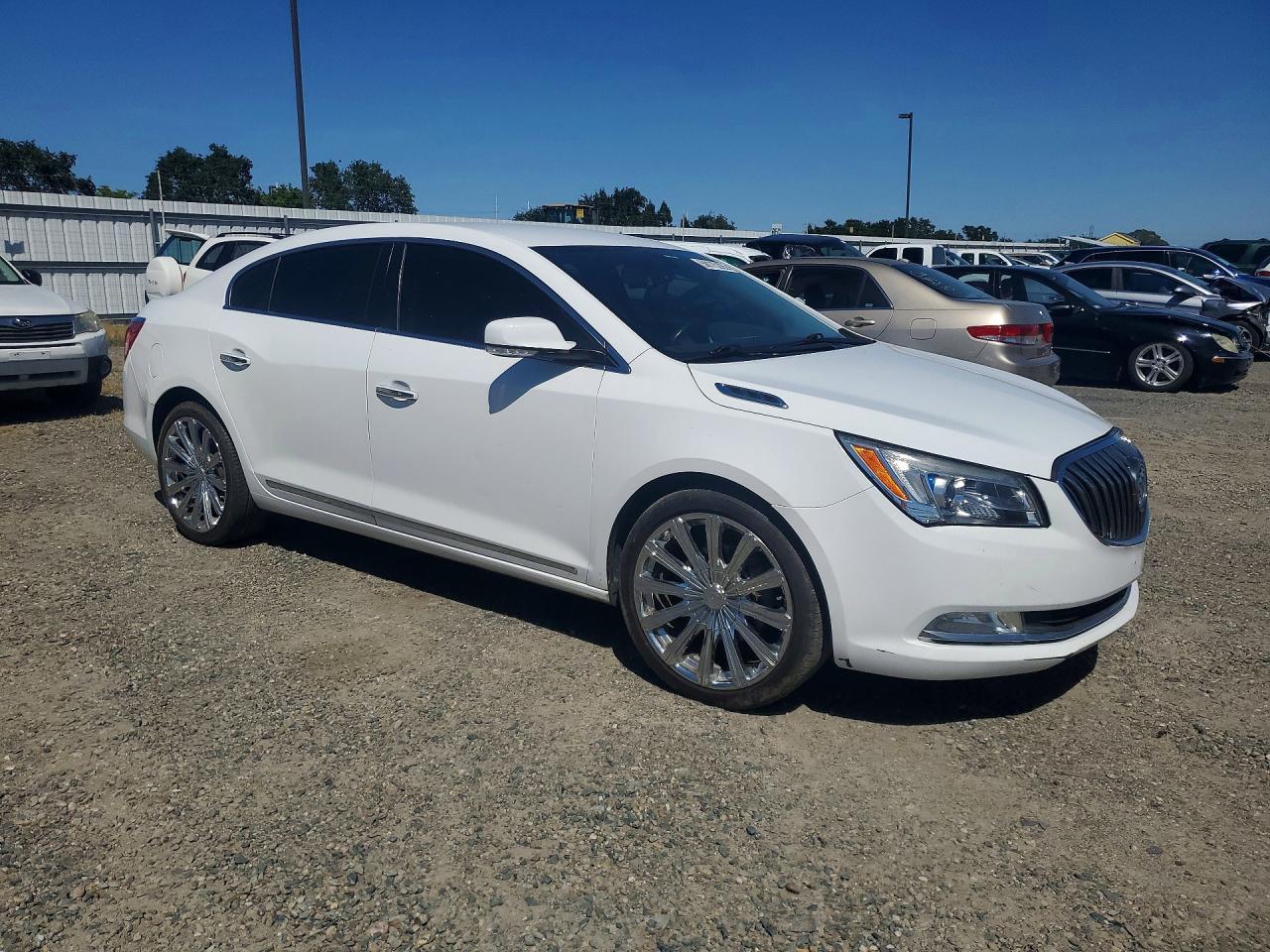 2016 Buick Lacrosse - Фото 4