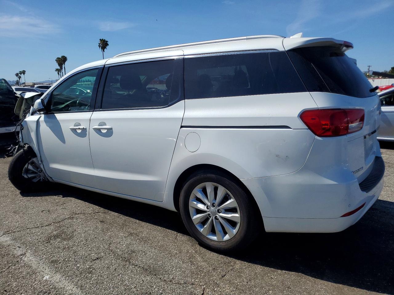 2018 Kia Sedona Ex - Фото 2