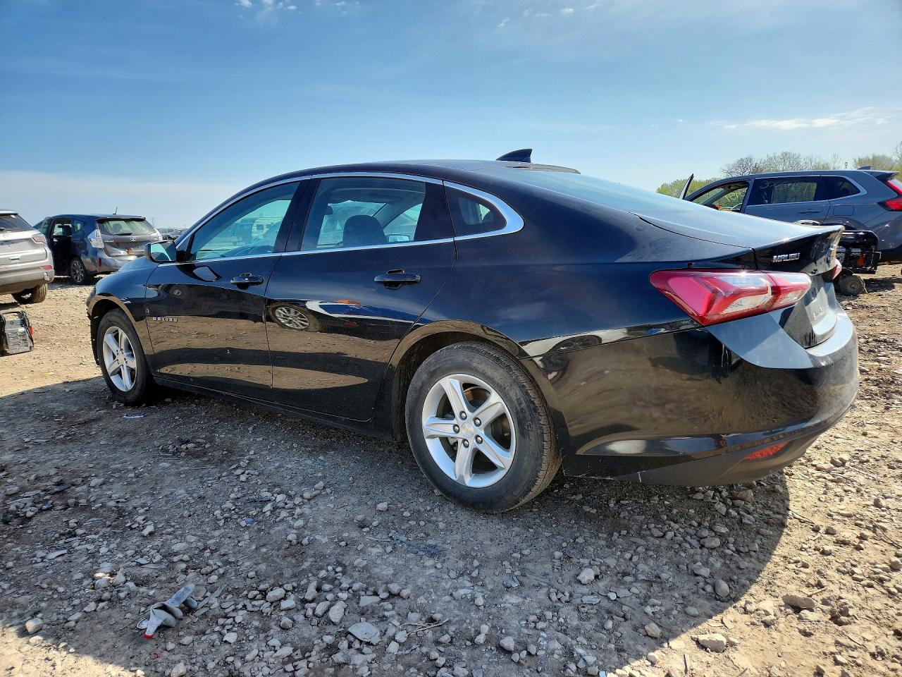 2022 Chevrolet Malibu Lt - Image 2