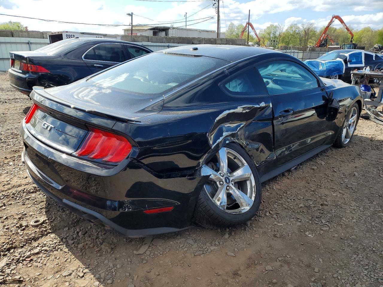 2019 Ford Mustang Gt - Фото 3