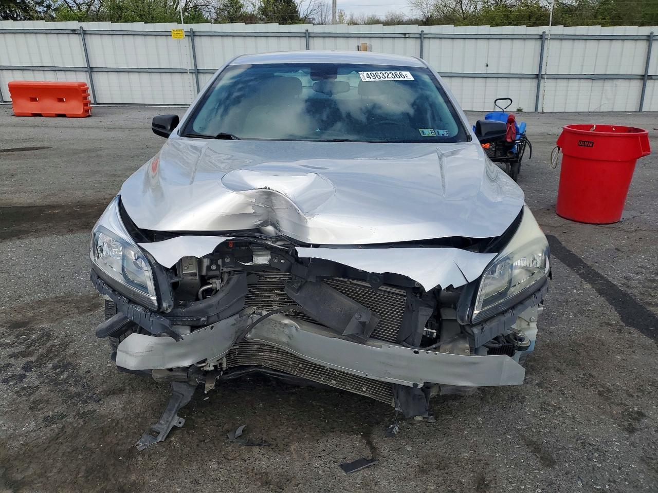 2014 Chev Malibu Ls - Фото 5