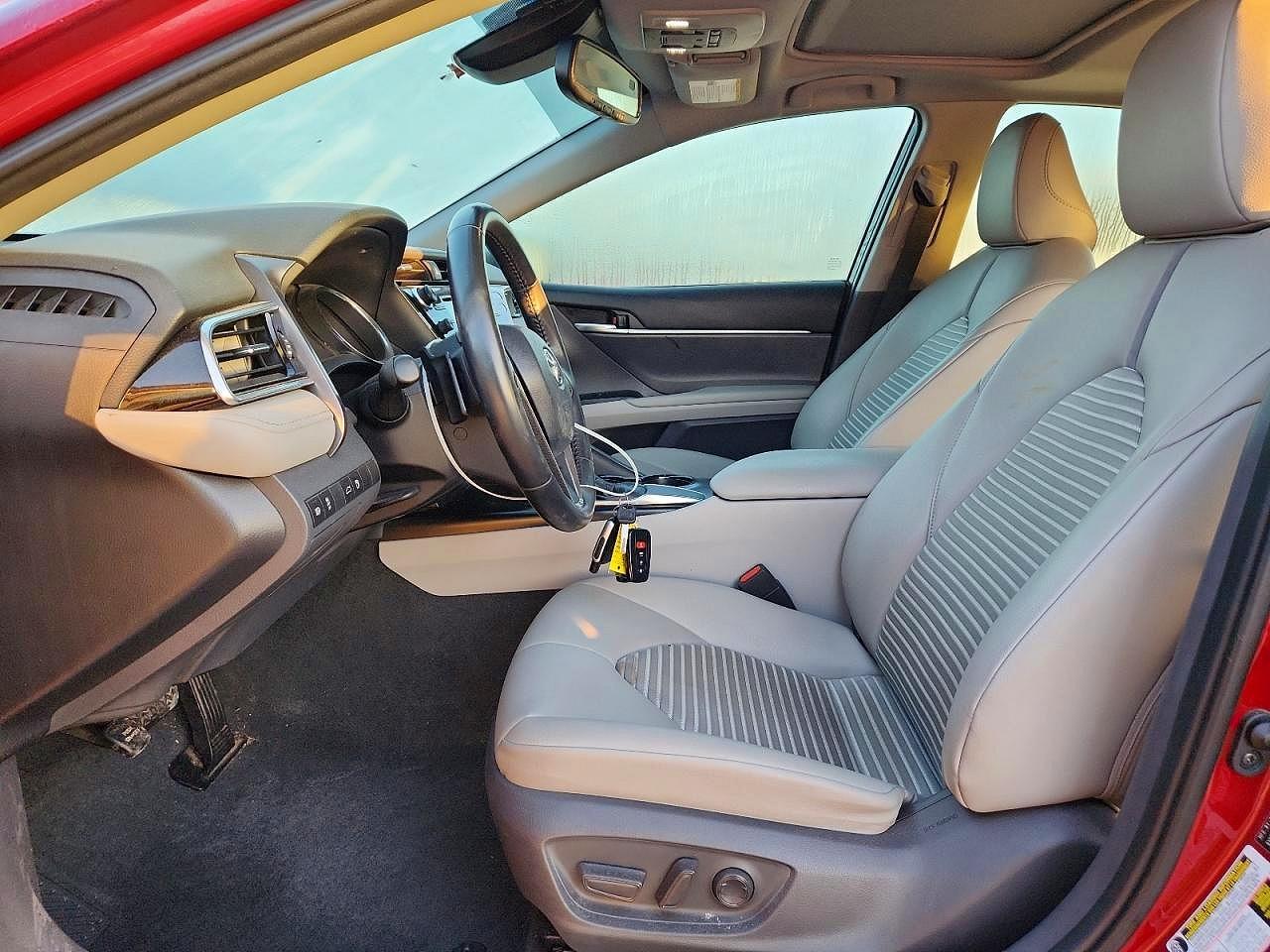 2018 Toyota Camry Se - Фото 7