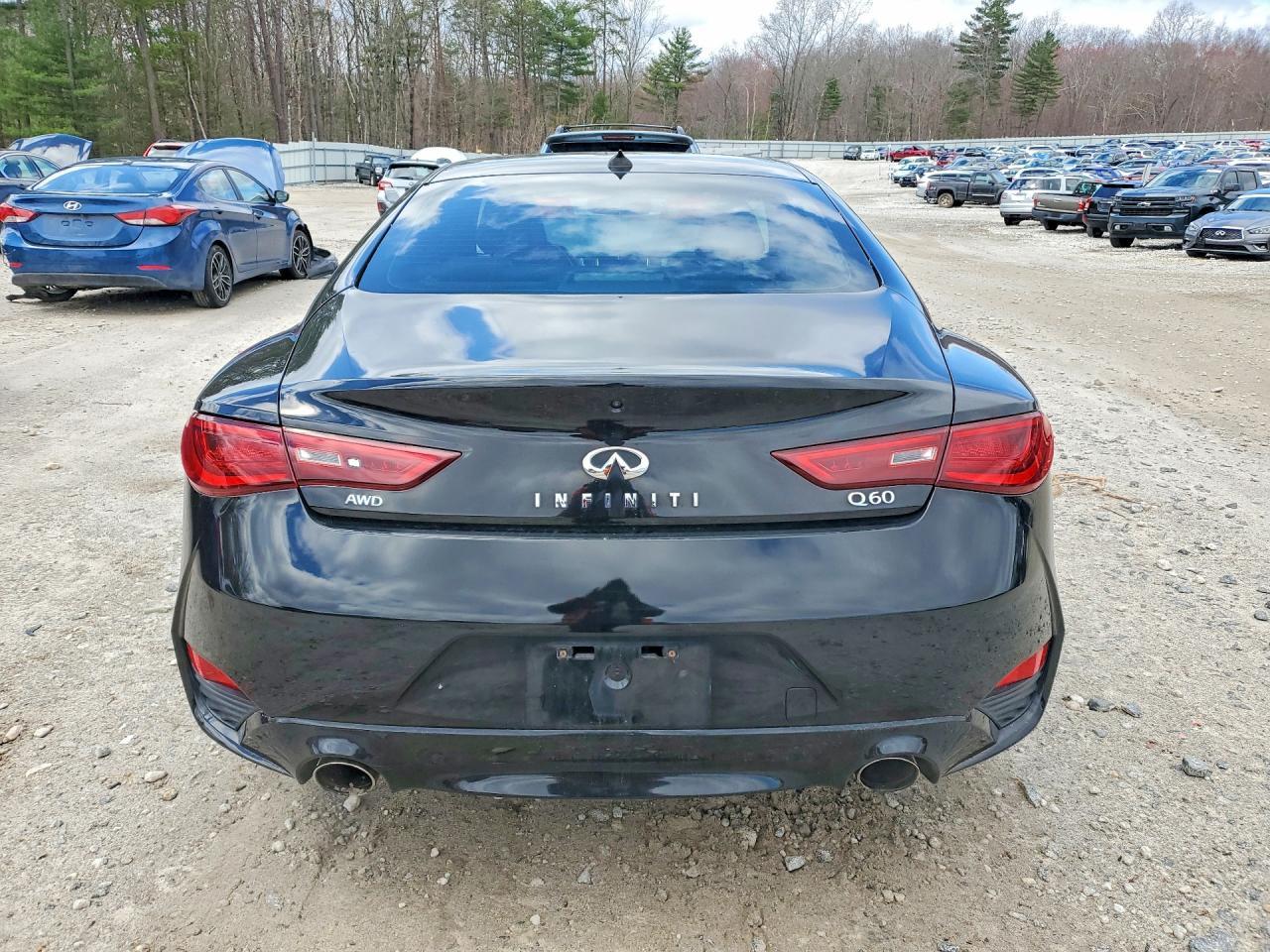 2018 Infiniti Q60 3.0T Luxe - Фото 6