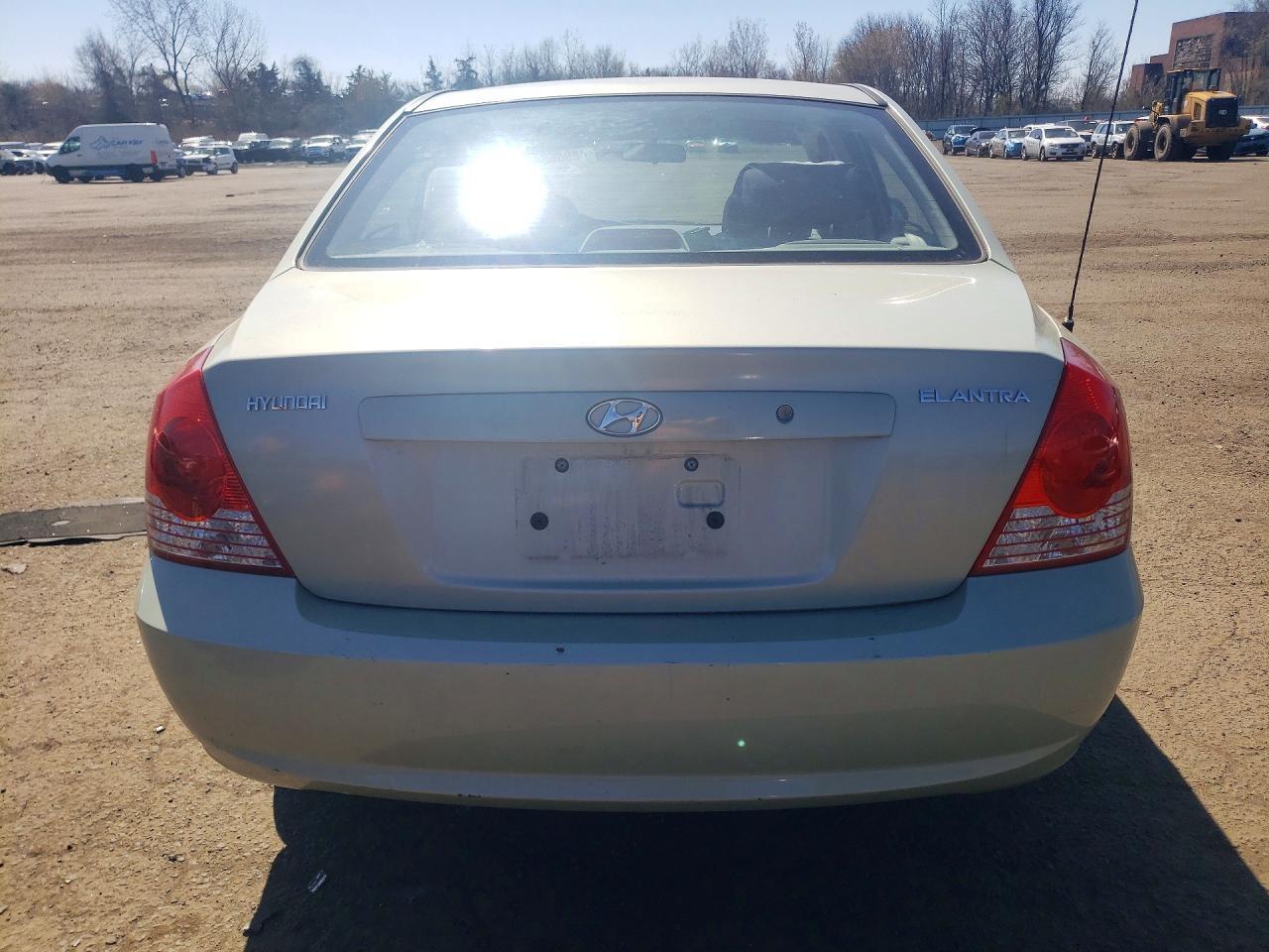 2004 Hyundai Elantra Gls - Image 6