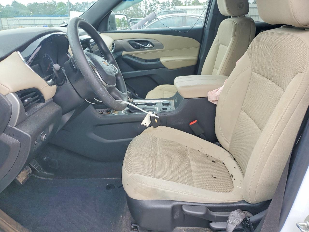 2023 Chevrolet Traverse Ls - Фото 7