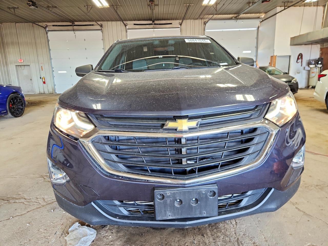 2018 Chevrolet Equinox Ls - Image 5
