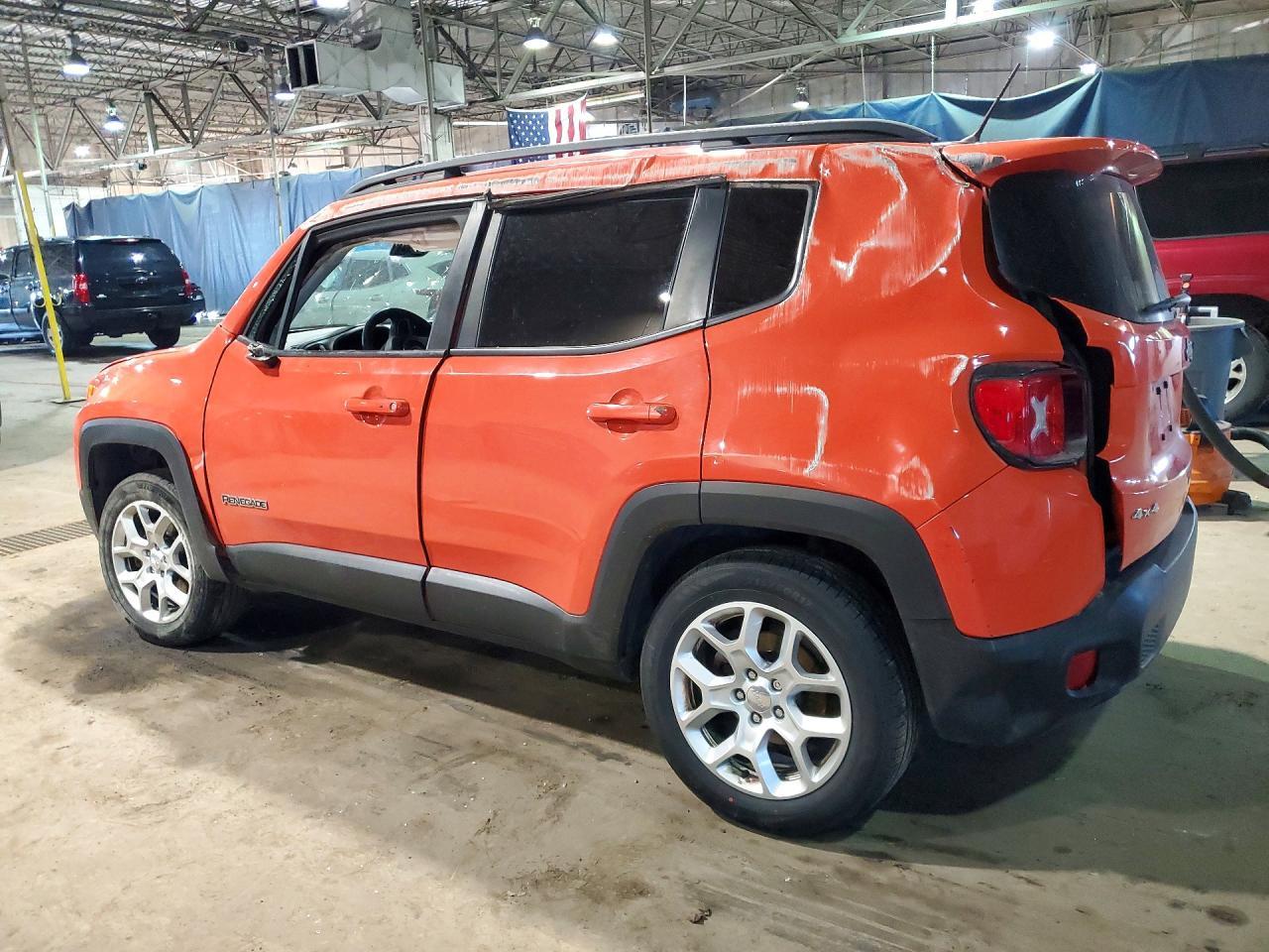 2016 Jeep Renegade Latitude - Фото 2