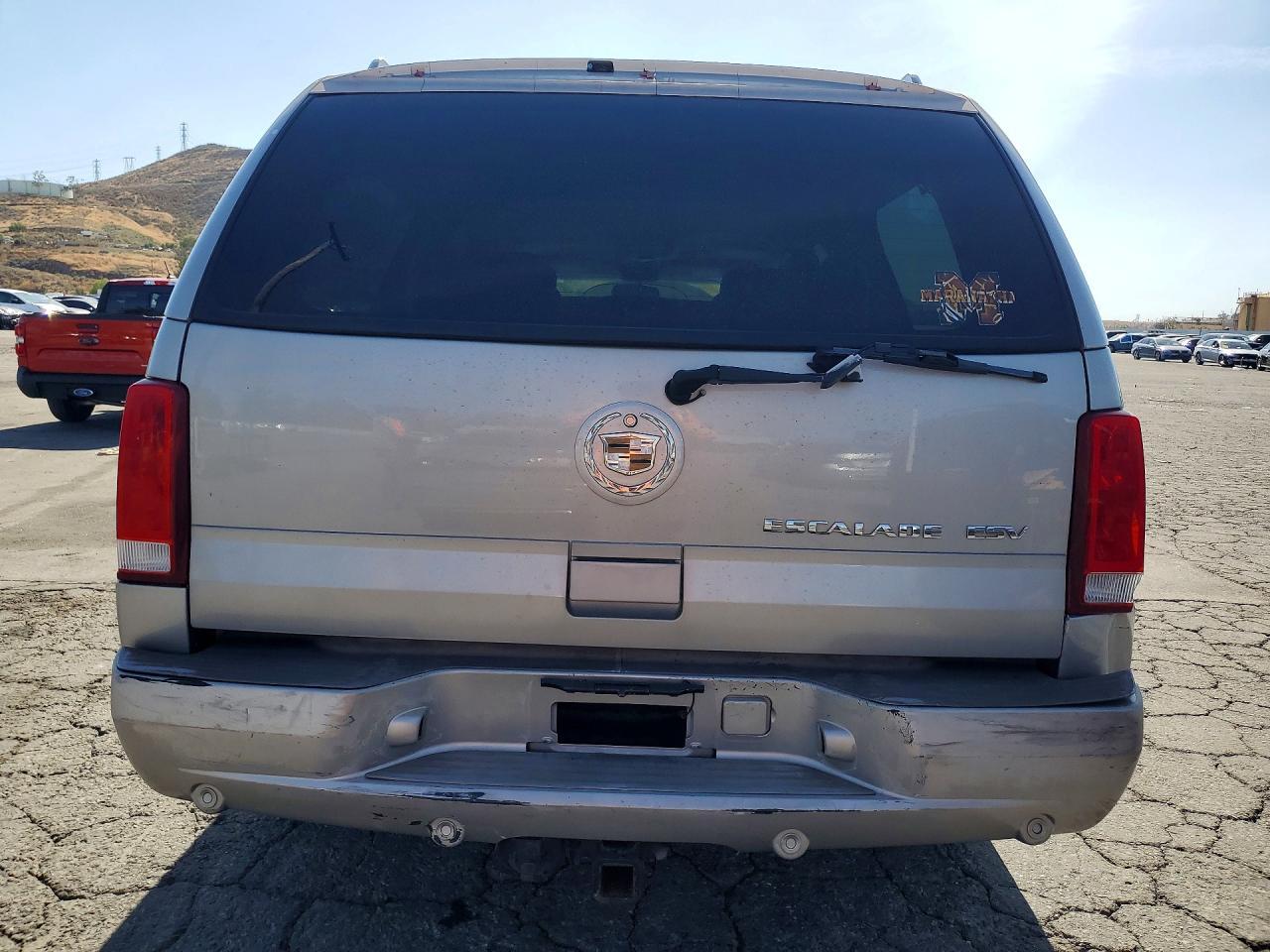2004 Cadillac Escalade Esv - Image 6