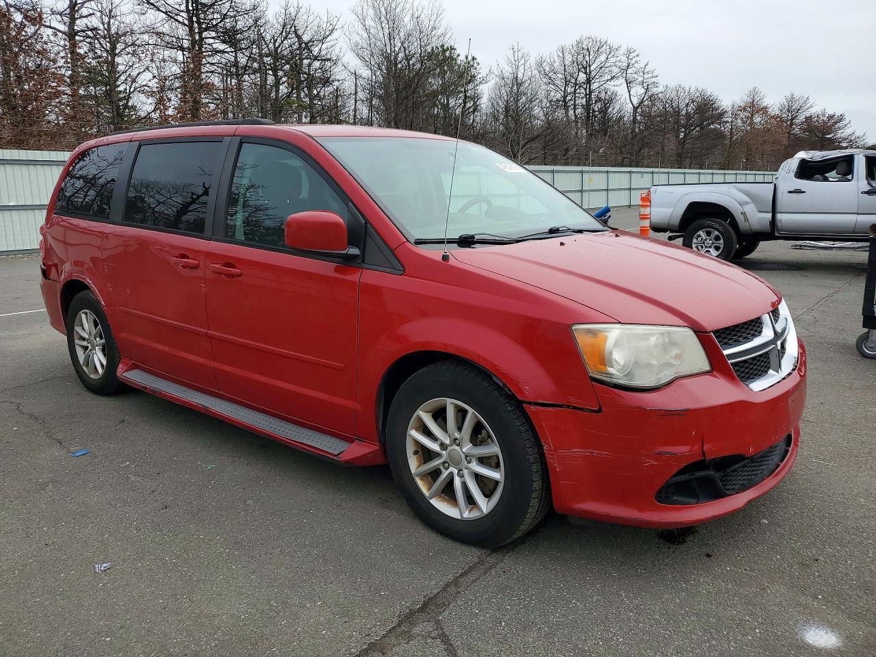 2013 Dodge Grand Caravan Sxt - Image 4