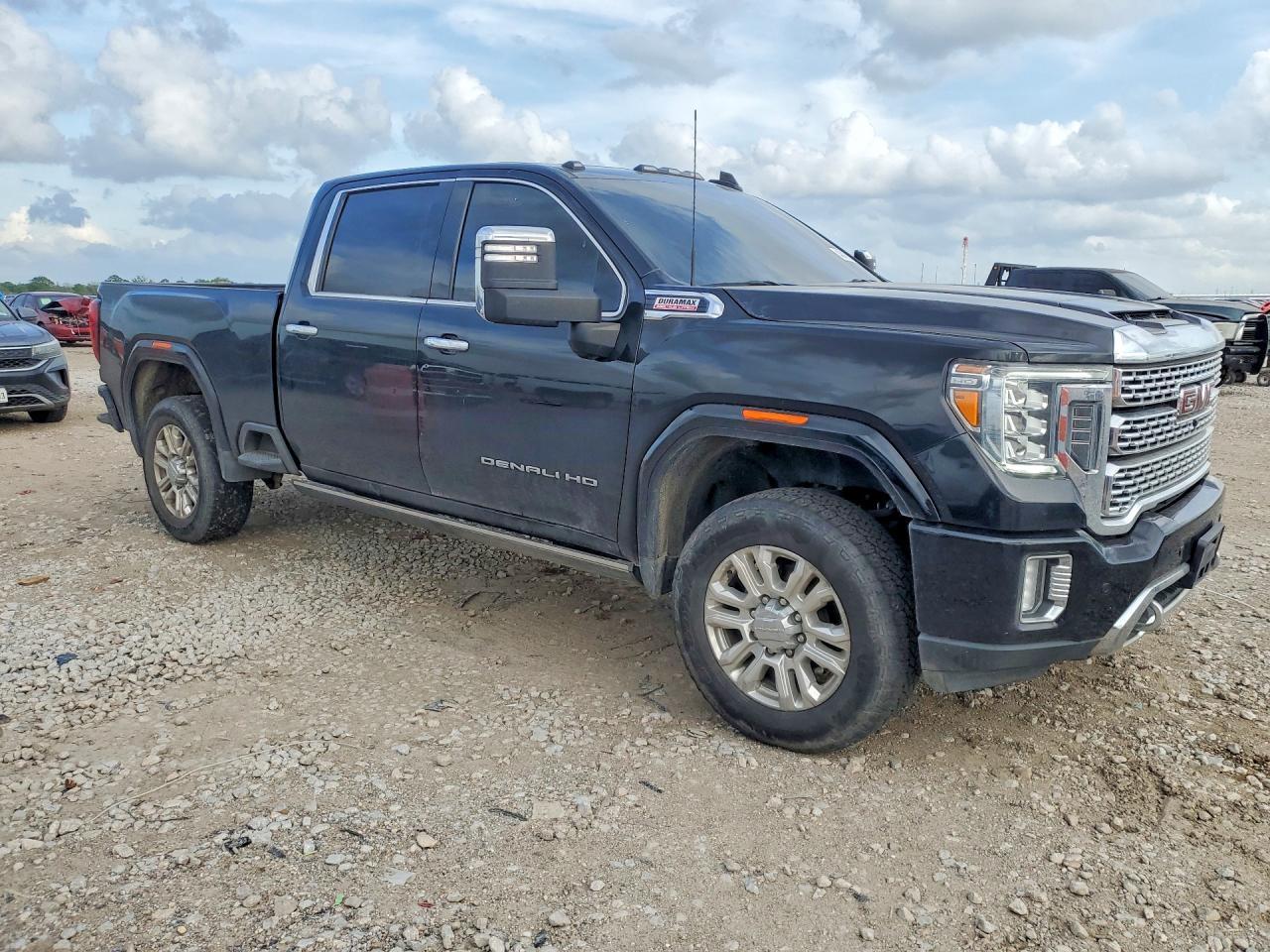 2022 GMC Sierra K2500 Denali - Image 4