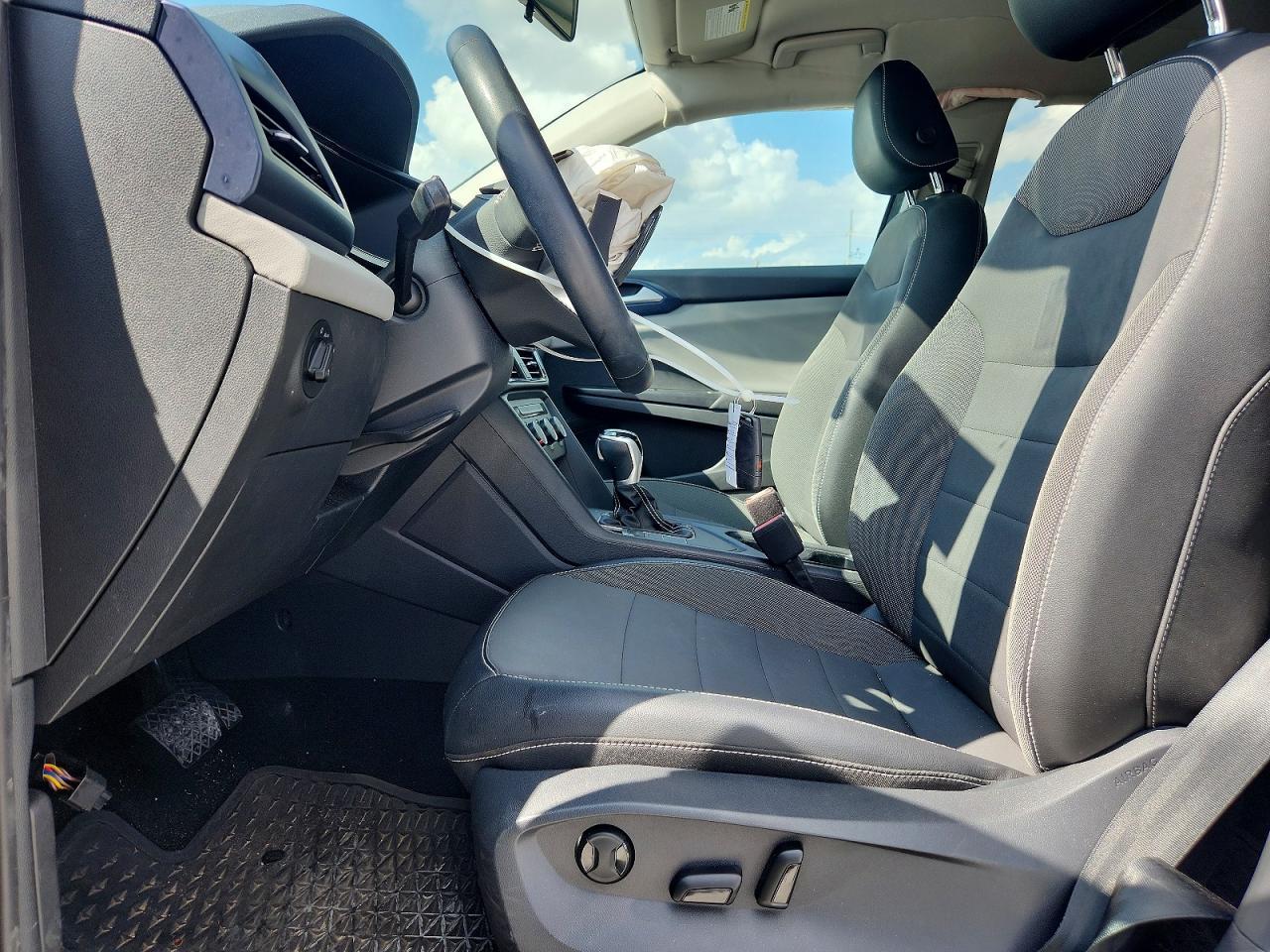 2022 Volkswagen Taos Se - Фото 7