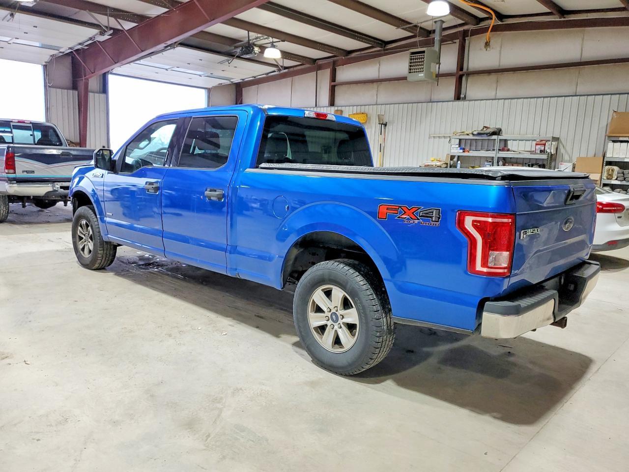 2016 Ford F150 Supercrew - Фото 2