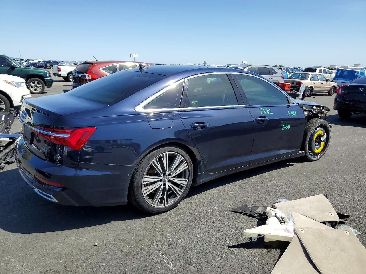 2019 Audi A6 Premium Plus - Image 3