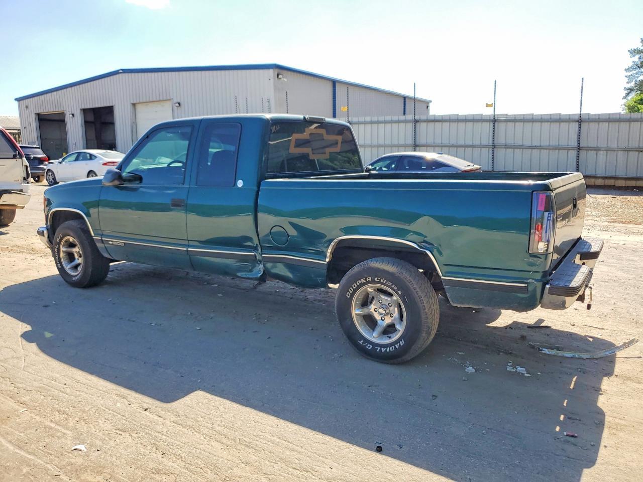 1998 Chevrolet Gmt-400 C1500 - Фото 2
