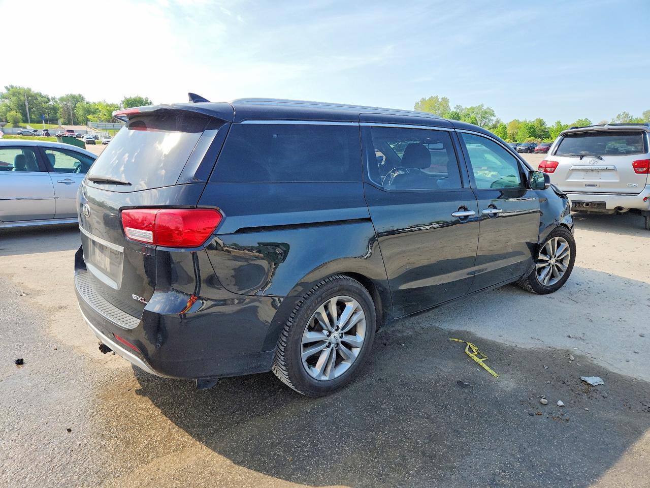 2016 Kia Sedona Sxl - Фото 3