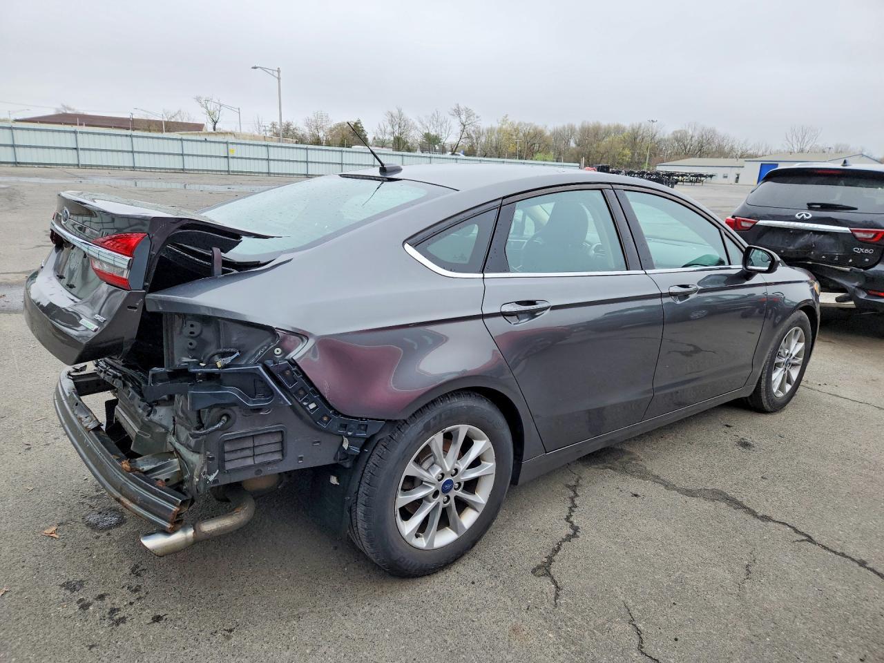 2017 Ford Fusion Se - Image 3