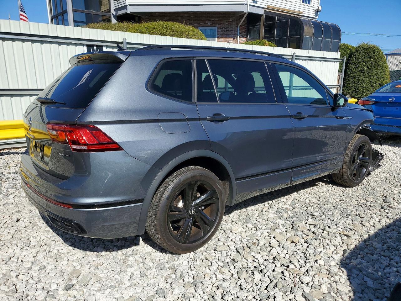 2024 Volkswagen Tiguan Se R-Line Black - Фото 3