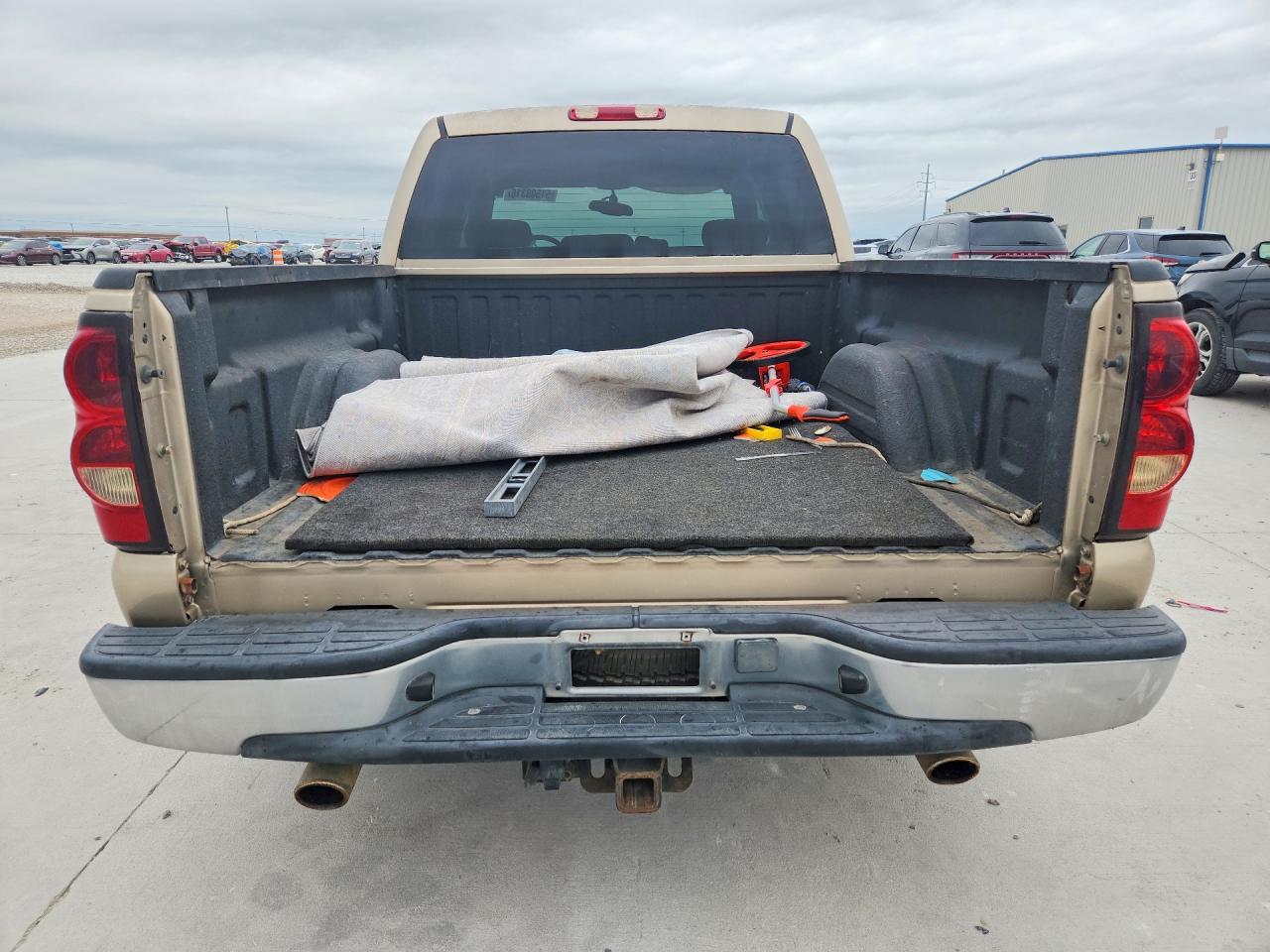 2004 Chevrolet Silverado C1500 - Фото 6