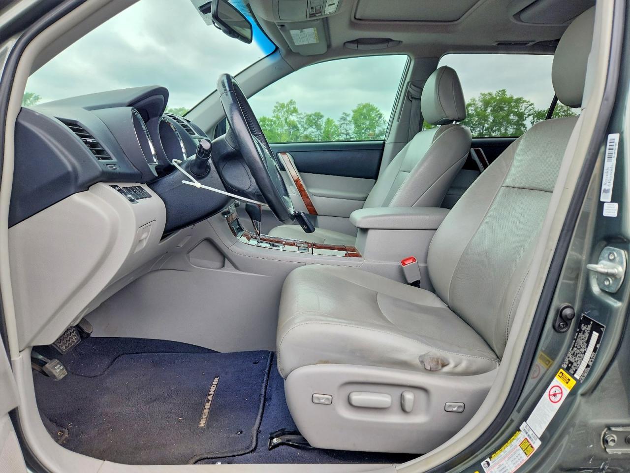 2013 Toyota Highlander Limited - Image 7