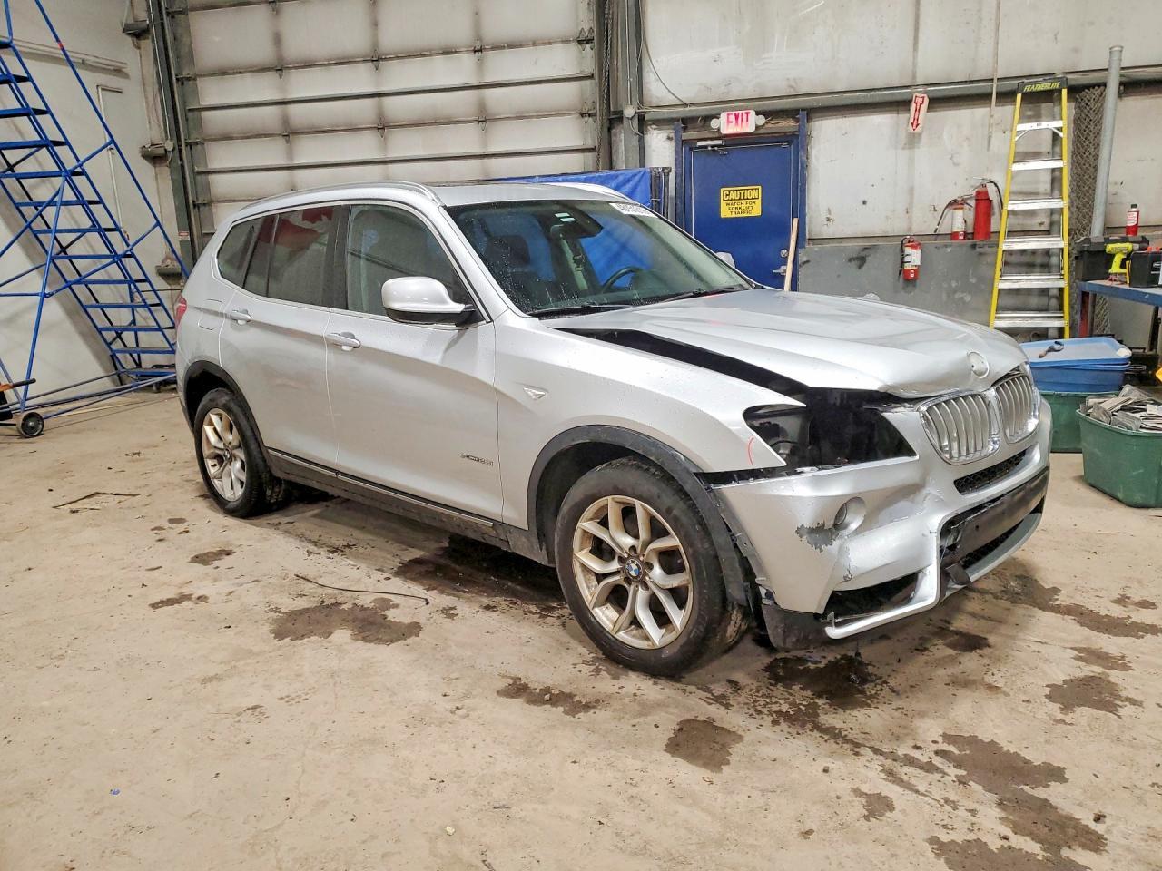 2011 BMW X3 xDrive28I - Image 4