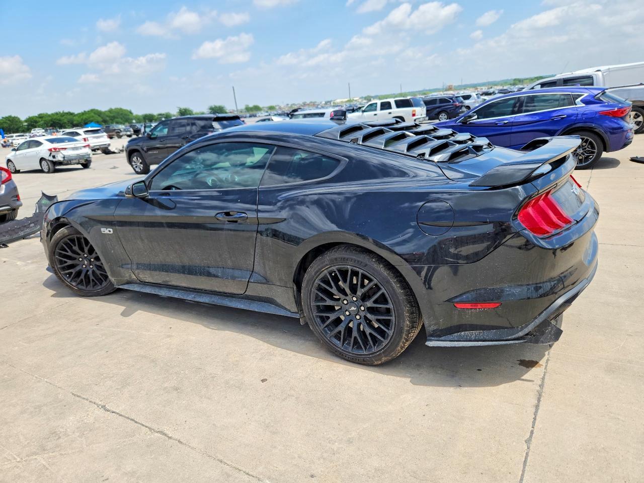 2022 Ford Mustang Gt - Image 2