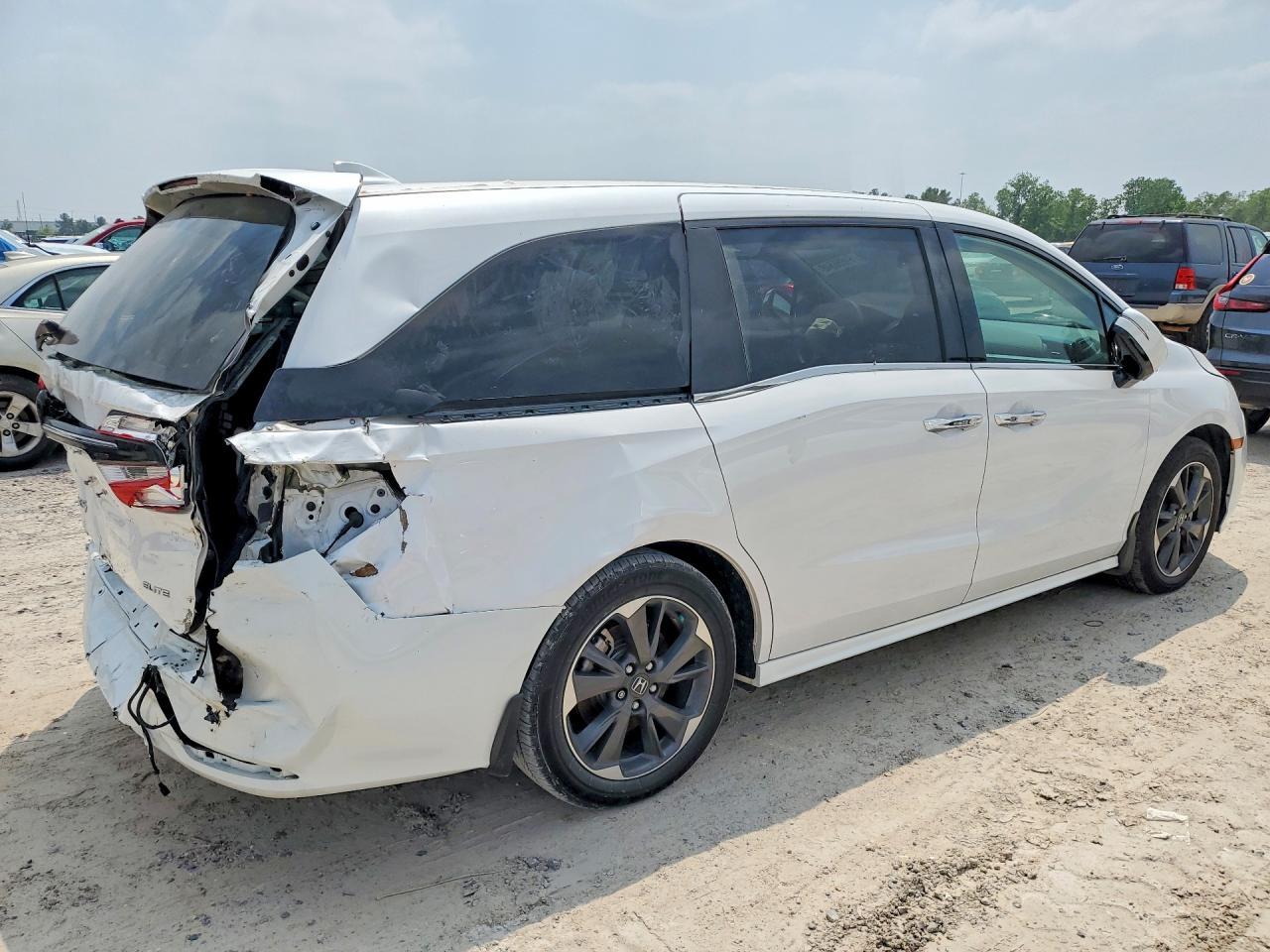 2024 Honda Odyssey Elite - Фото 3