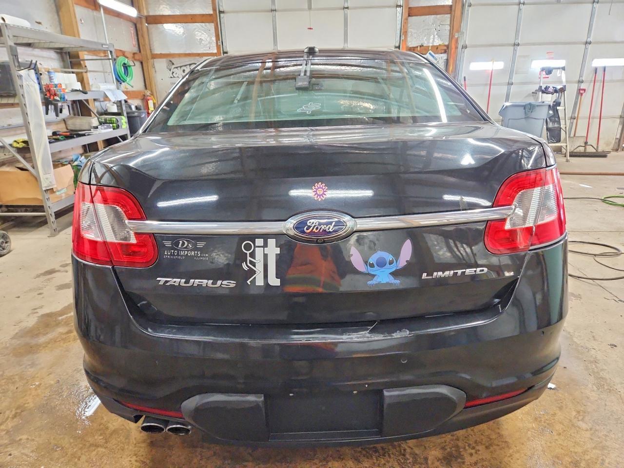 2011 Ford Taurus Limited - Image 6