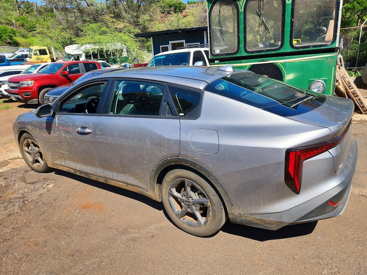 2025 Kia K4 Lxs - Image 2