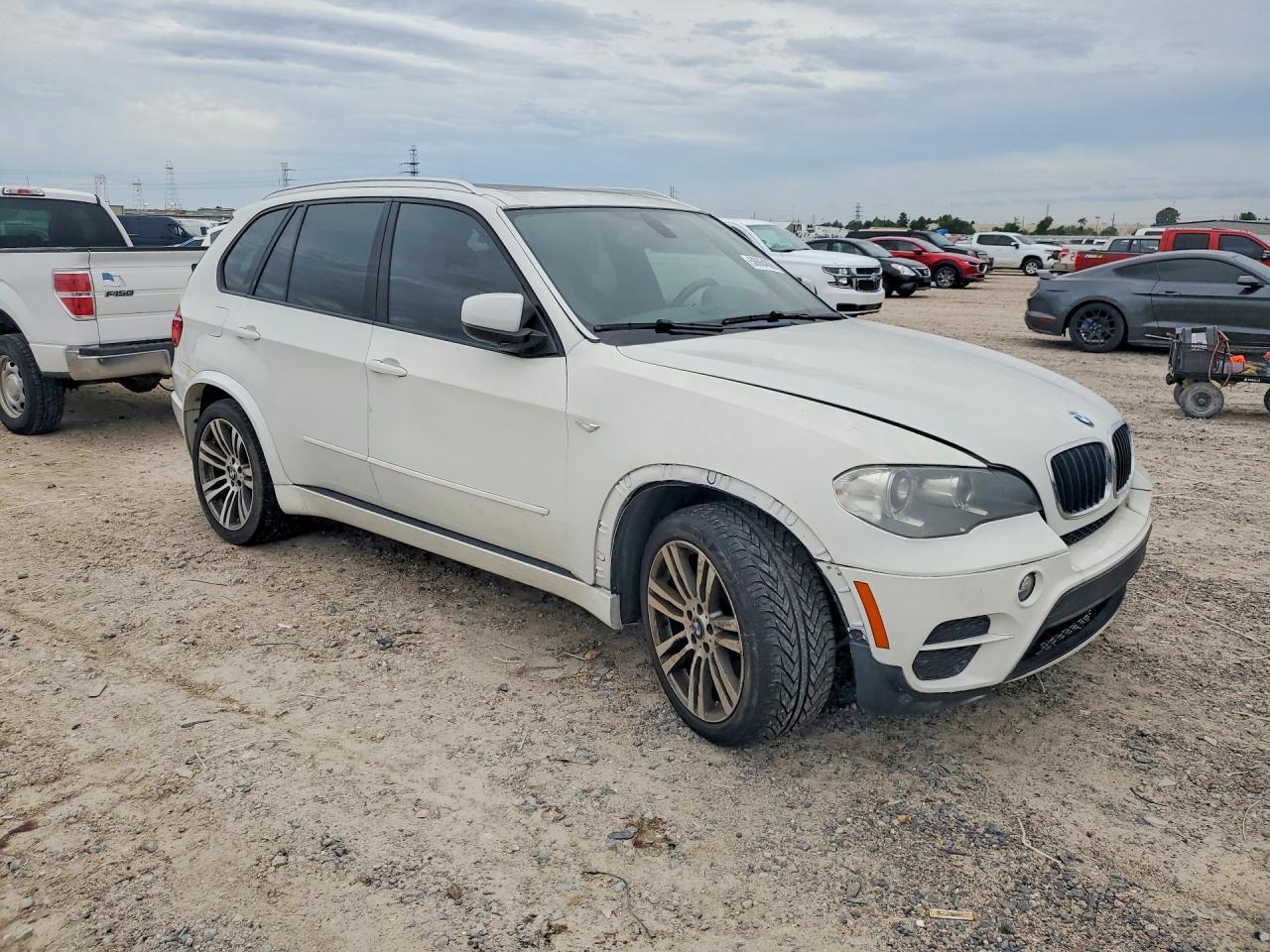 2012 BMW X5 xDrive50I - Image 4