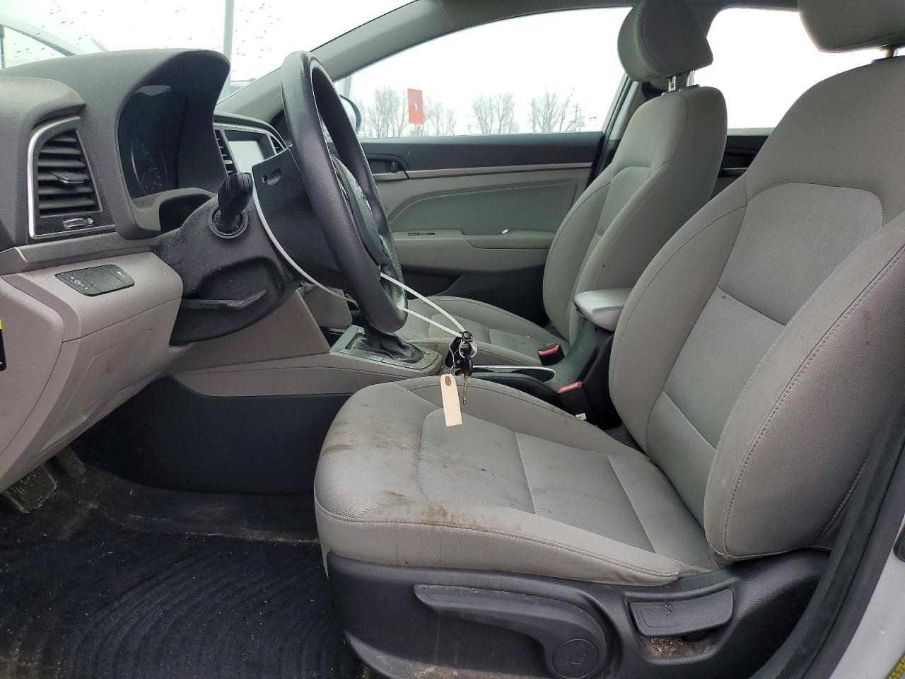 2017 Hyundai Elantra Se - Фото 7
