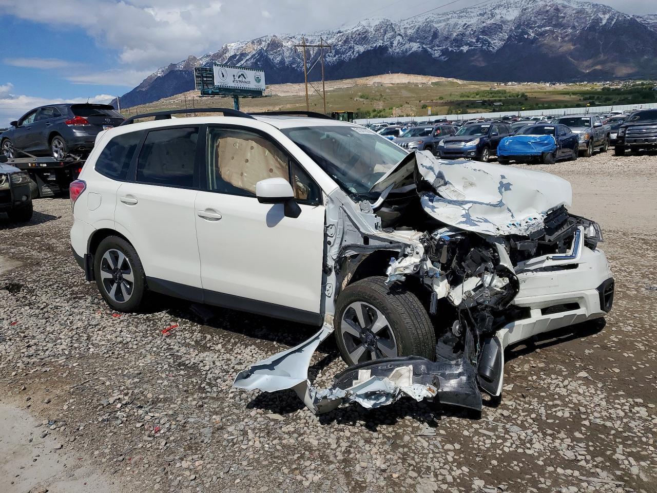 2018 Subaru Forester 2.5I Premium - Фото 4