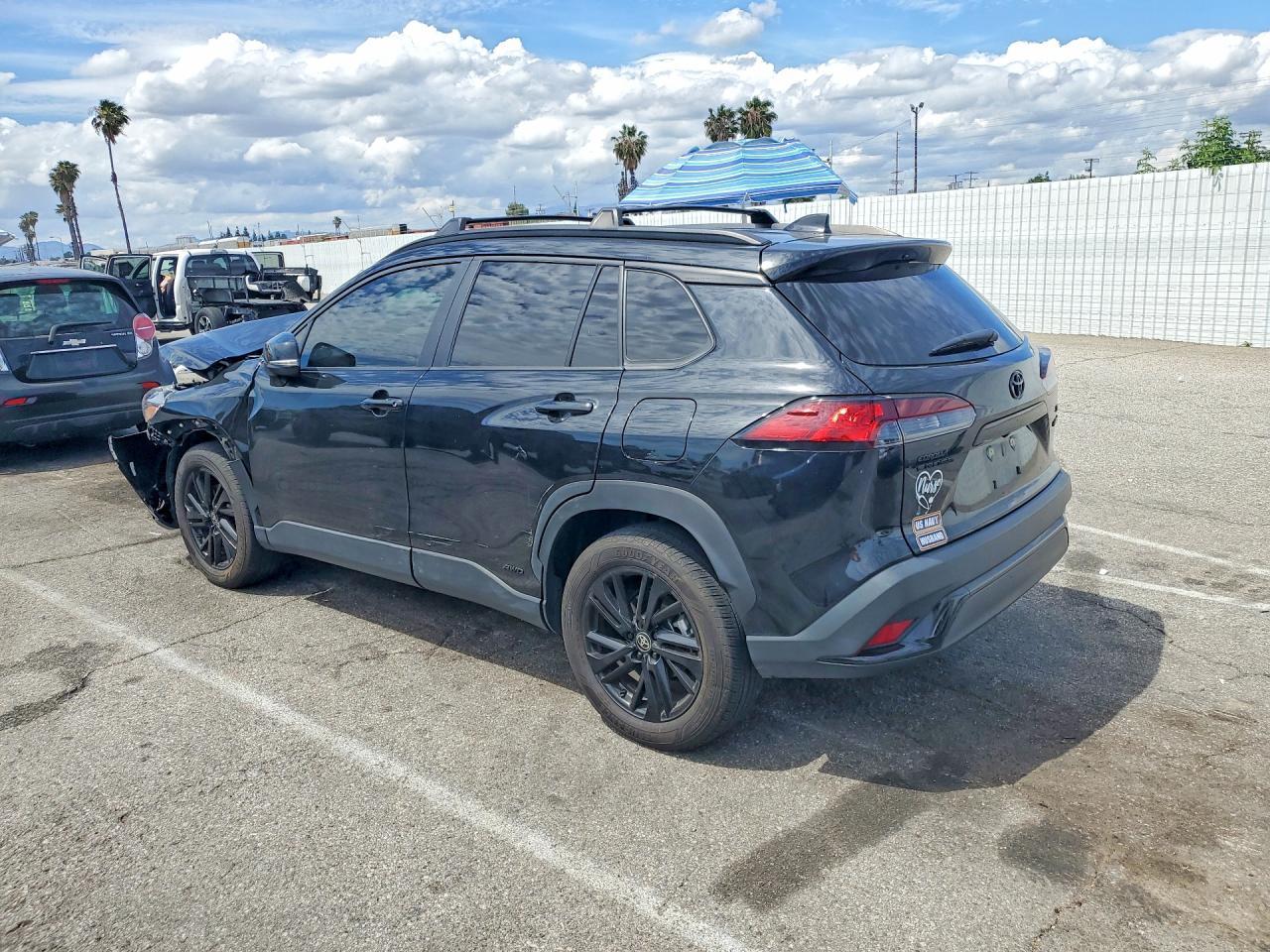 2024 Toyota Corolla Cross Hybrid Nightshade - Фото 2
