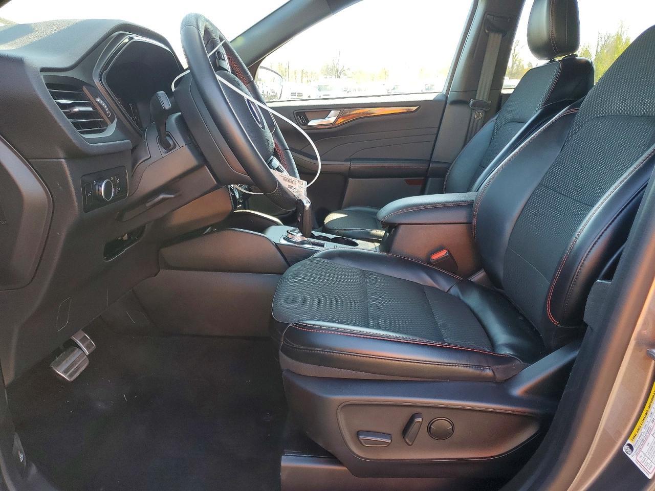 2024 Ford Escape St Line - Фото 7
