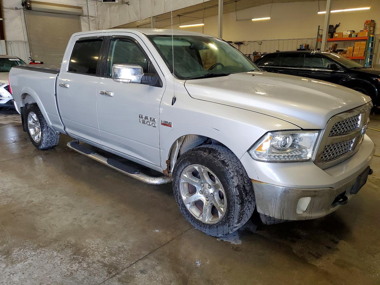 2014 Ram 1500 Laramie - Фото 4