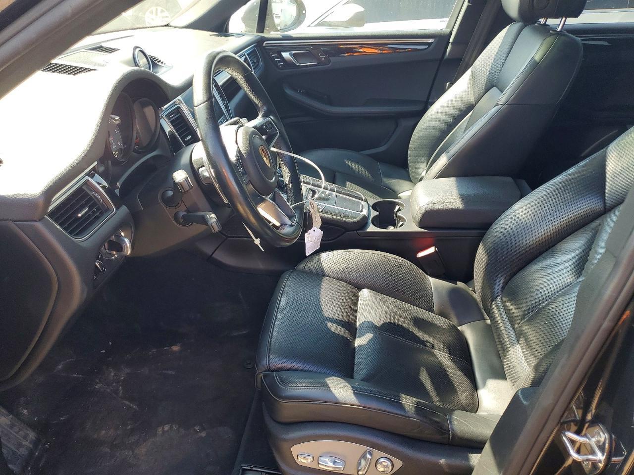 2017 Porsche Macan S - Image 7