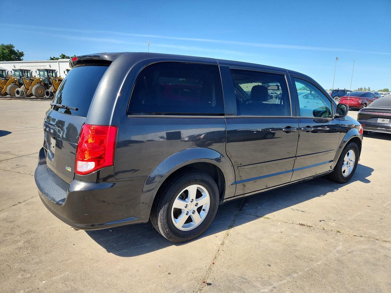 2012 Dodge Grand Caravan Sxt - Фото 3