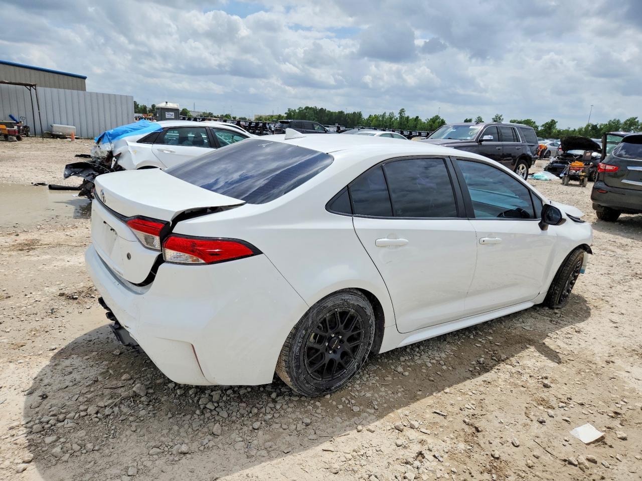 2021 Toyota Corolla L - Image 3