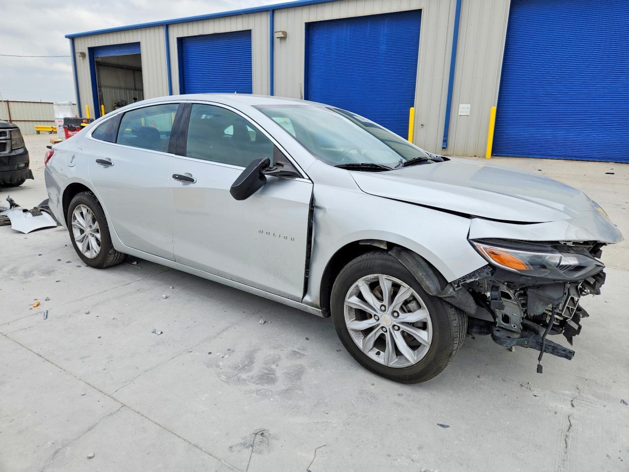 2022 Chevrolet Malibu Lt - Image 4
