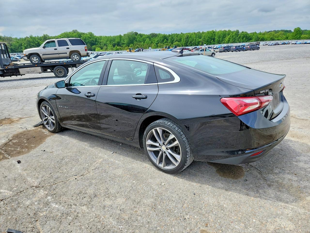 2021 Chevrolet Malibu Lt - Фото 2