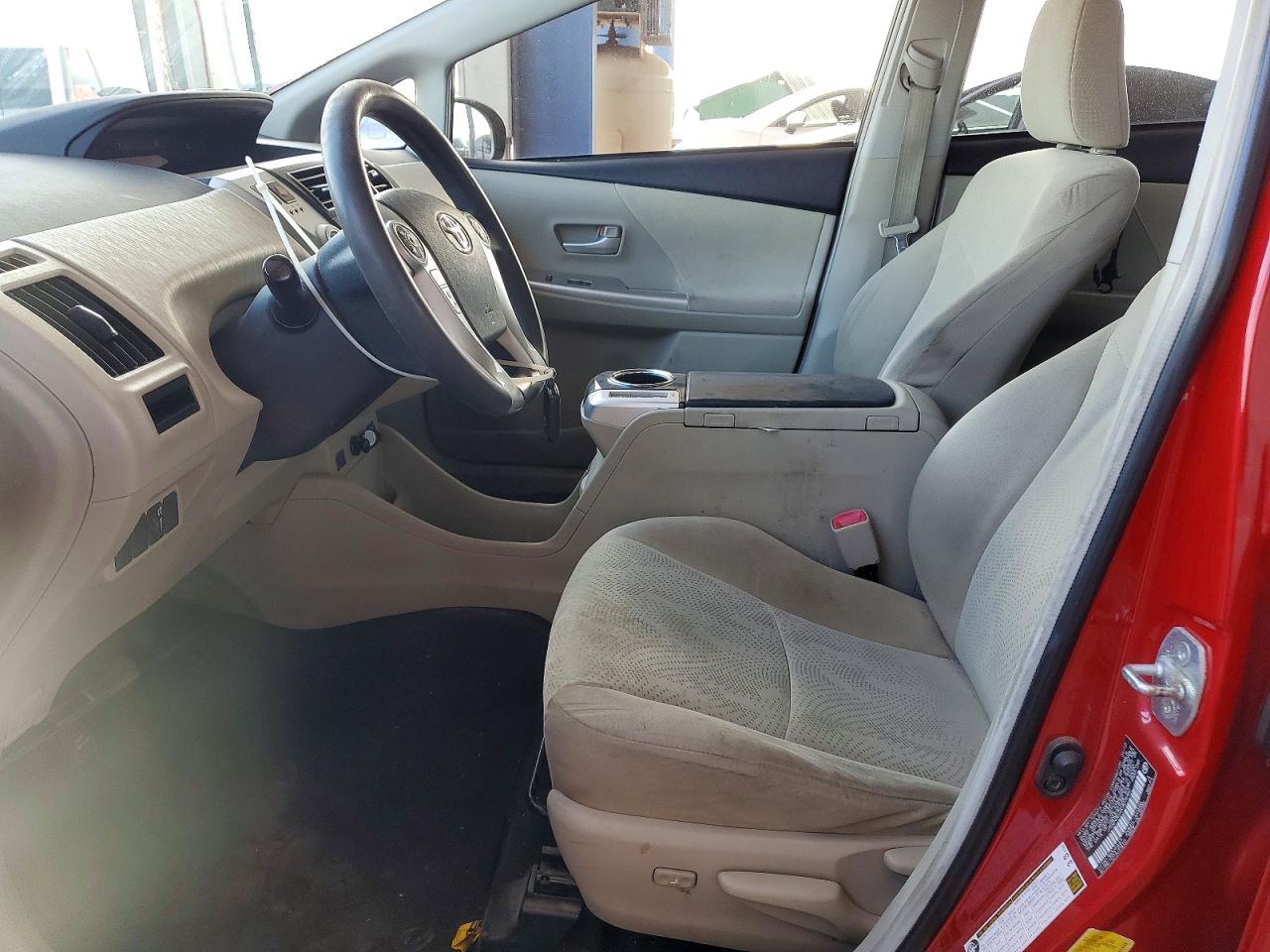 2012 Toyota Prius V Three - Фото 7