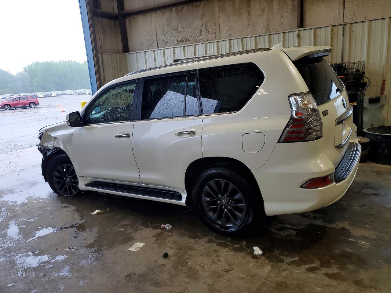 2022 Lexus Gx 460 - Фото 2