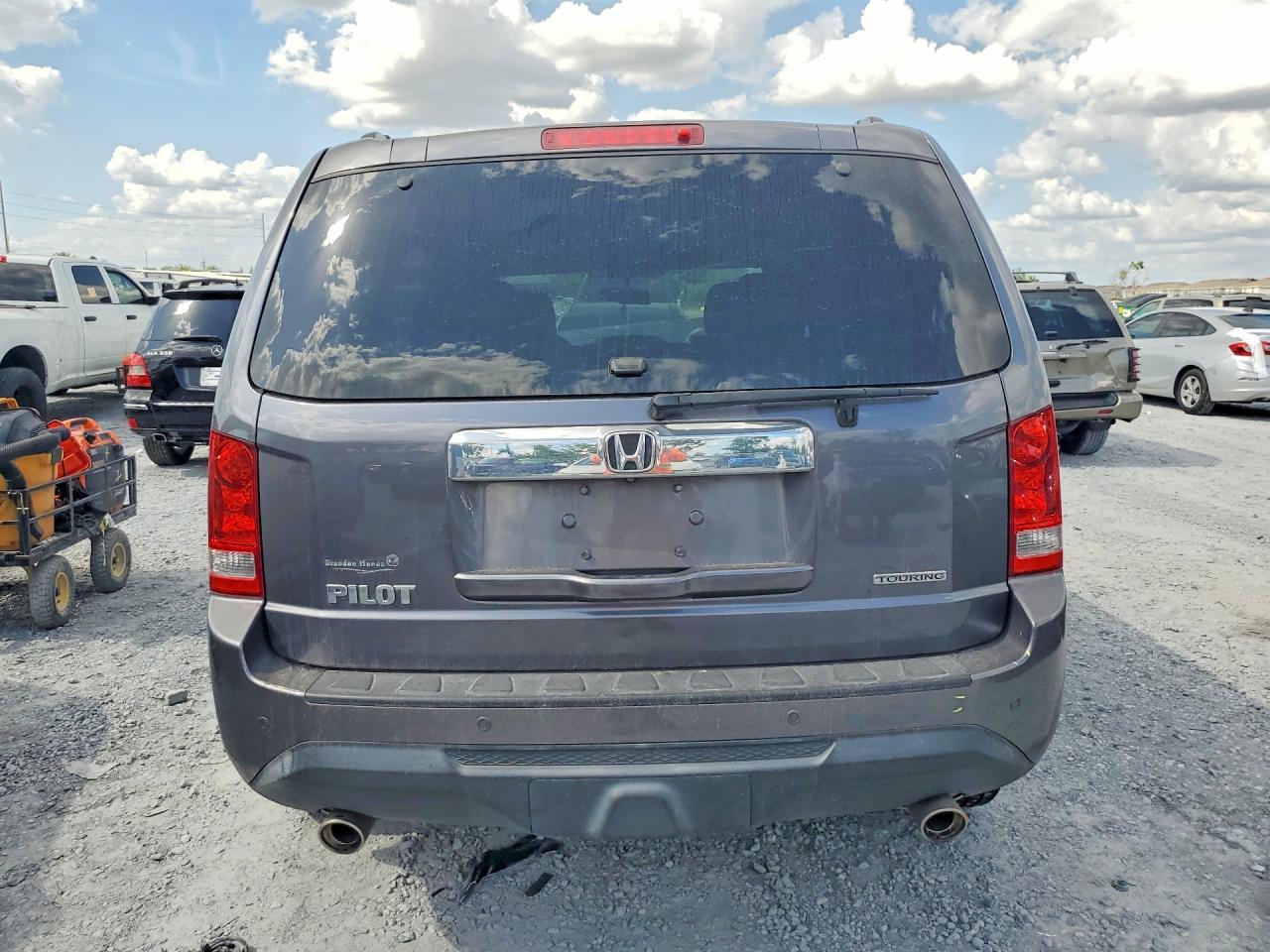 2015 Honda Pilot Touring - Image 6