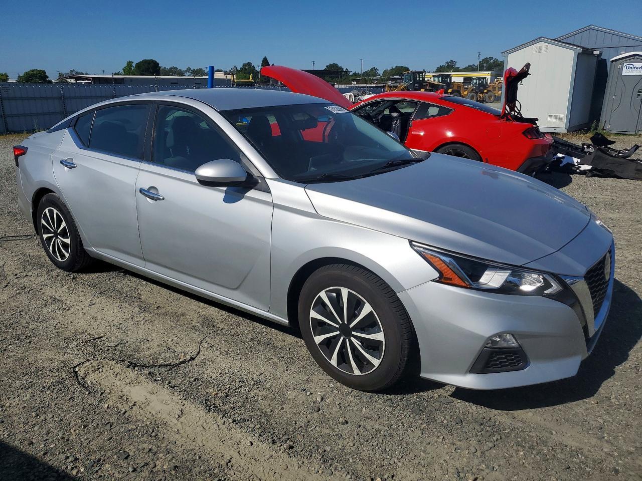 2020 Nissan Altima S - Фото 4