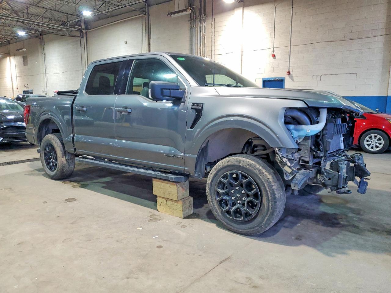 2024 Ford F150 Xlt - Фото 4