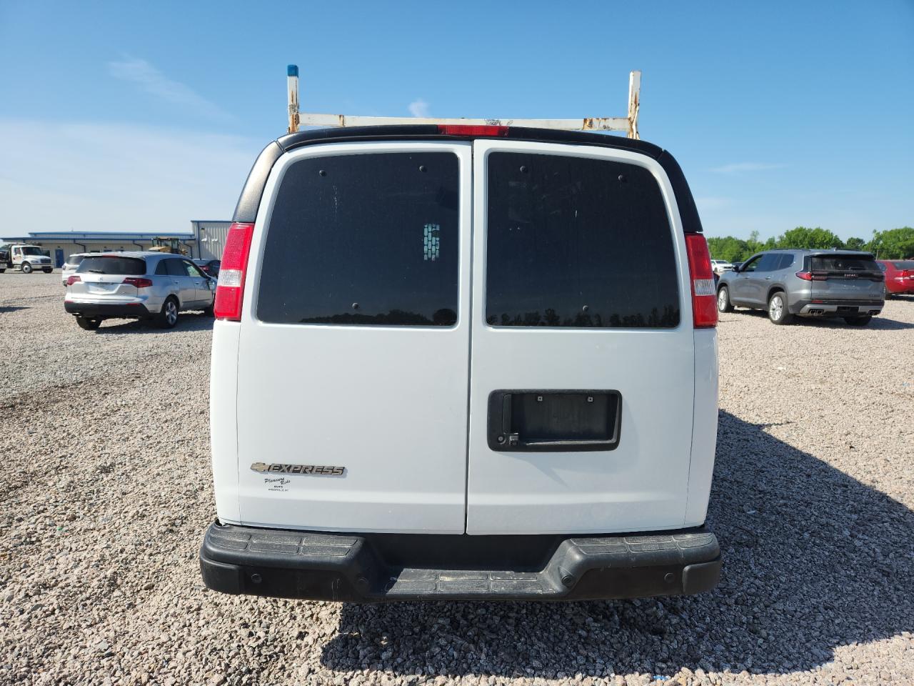 2020 Chevrolet Express G2500 - Фото 6