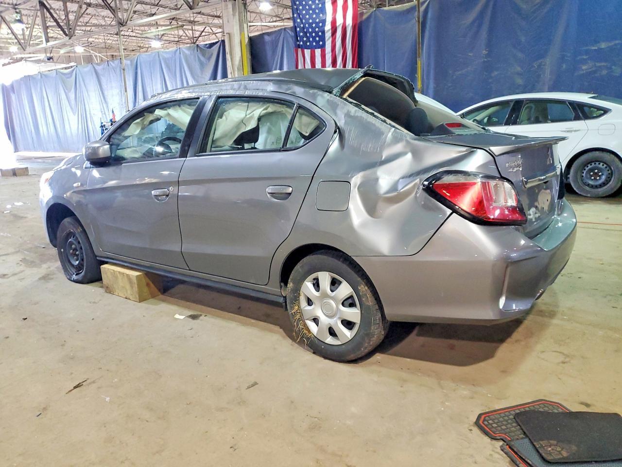 2023 Mitsubishi Mirage G4 Es - Image 2