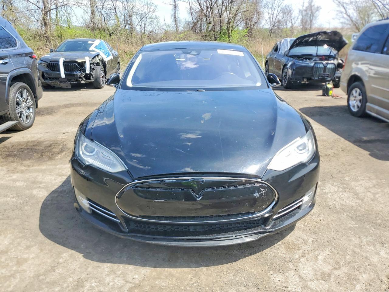 2015 Tesla Model S - Фото 5