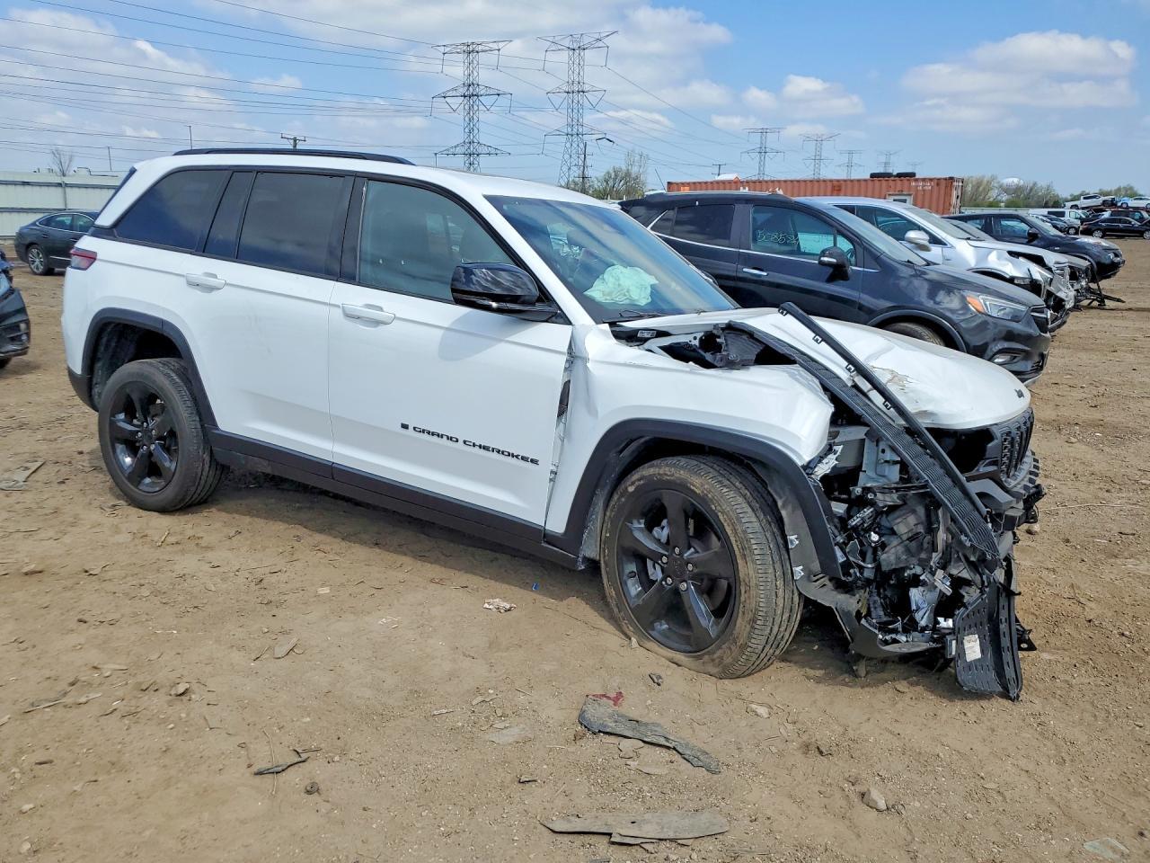 2023 Jeep Grand Cherokee - Image 4
